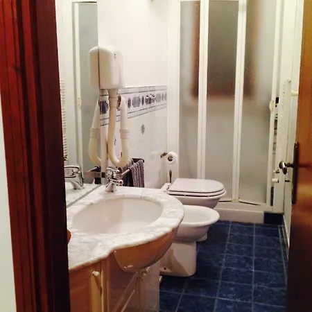 Apartment La Tua Casa A Con Parcheggio Privato Per 2 Auto *