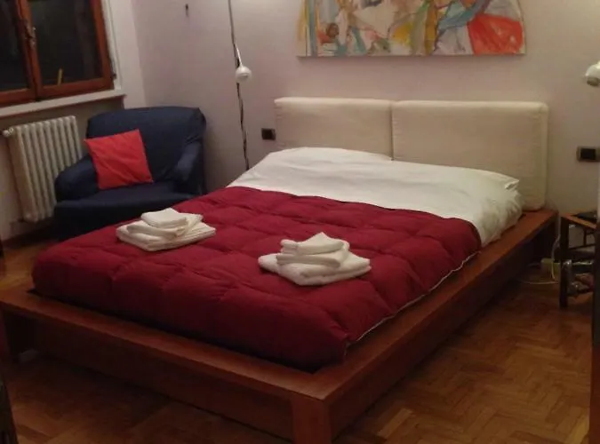 La Tua Casa A Con Parcheggio Privato Per 2 Auto Apartament *