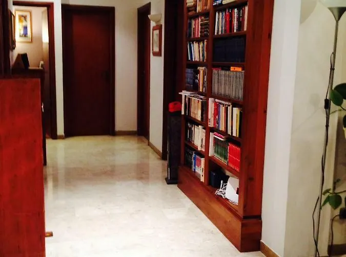 La Tua Casa A Con Parcheggio Privato Per 2 Auto